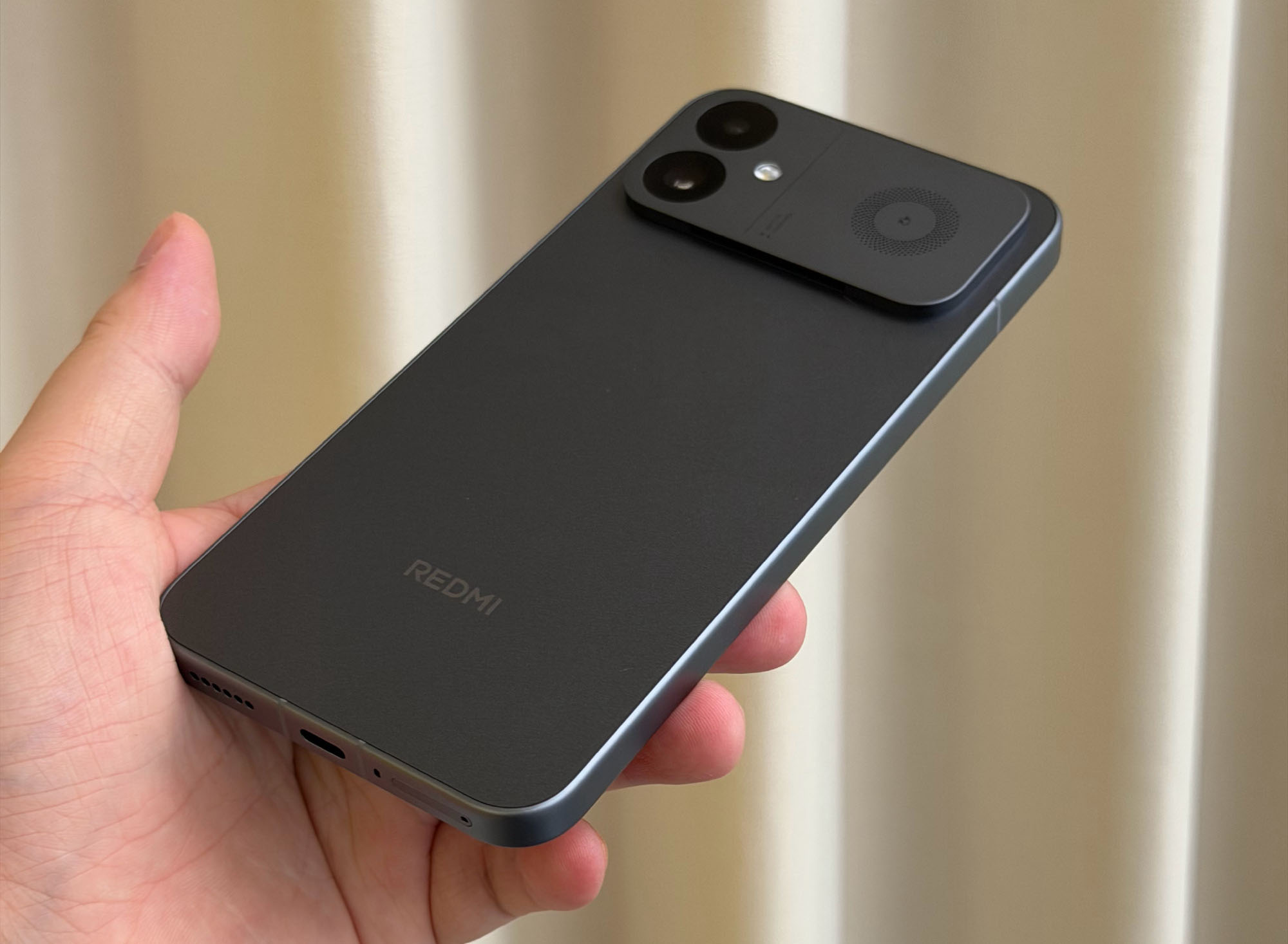 Новые секреты начинки Redmi K90 Ultra и первые живые фото