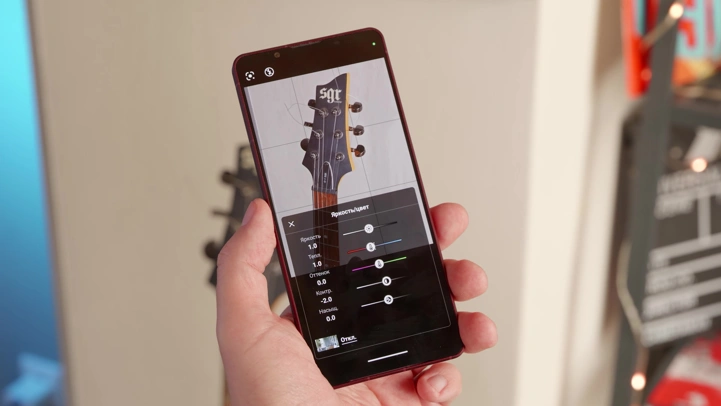 Обзор Sony Xperia 1 VIII: крутой смартфон, который тебе не нужен