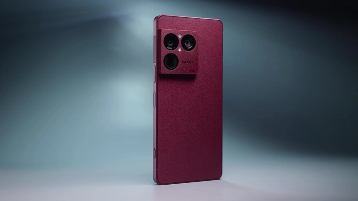 Обзор Sony Xperia 1 VIII: крутой смартфон, который тебе не нужен