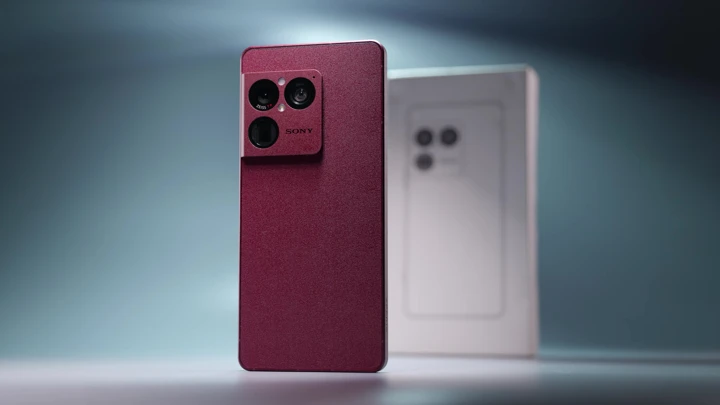Обзор Sony Xperia 1 VIII: крутой смартфон, который тебе не нужен