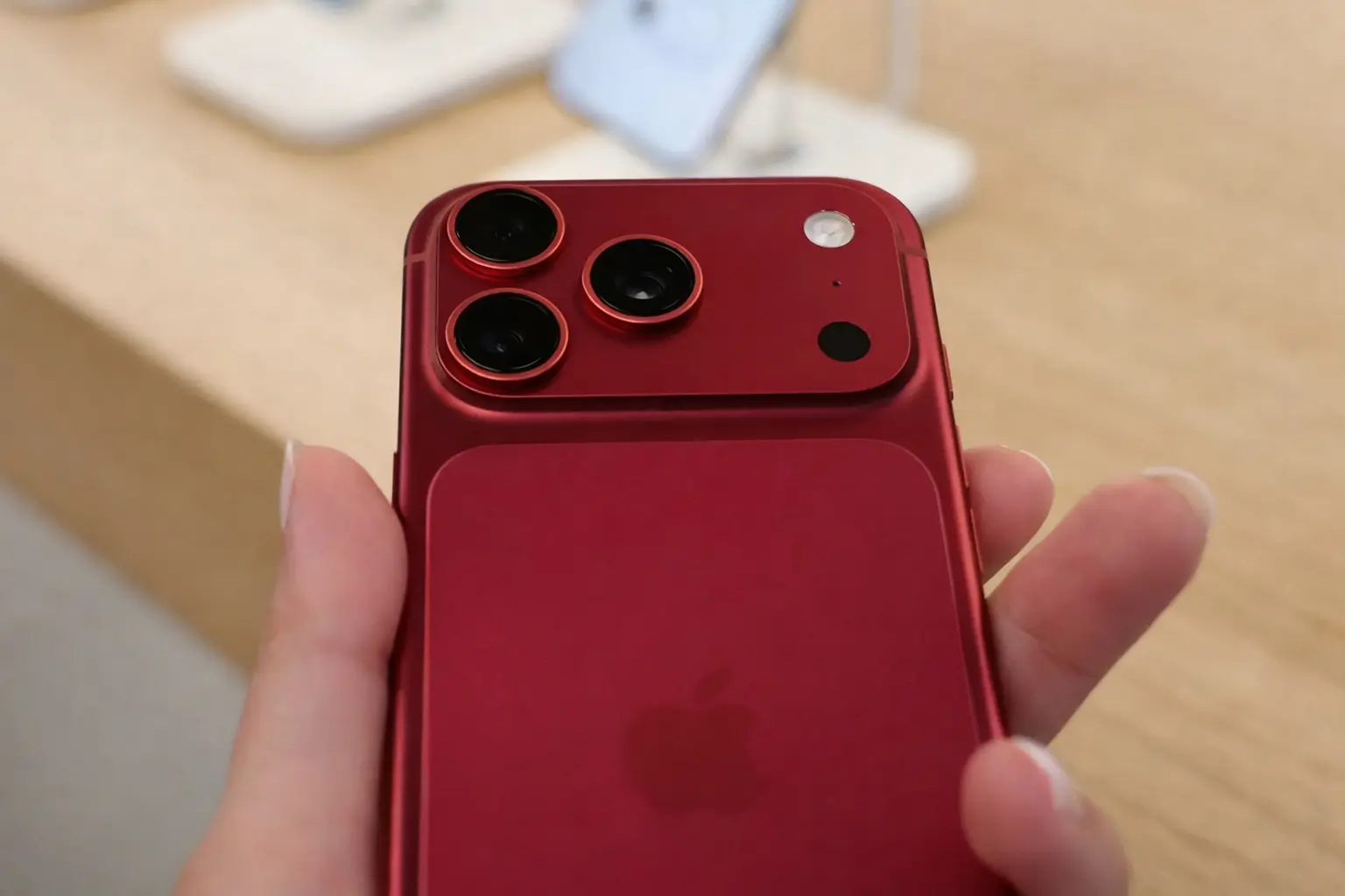 iPhone 18 Pro и iPhone Ultra могут презентовать в эти даты