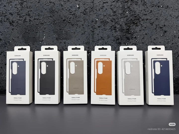 Шпионские фото указывают на смену названий Samsung Z Fold 8 и Fold 8 Ultra