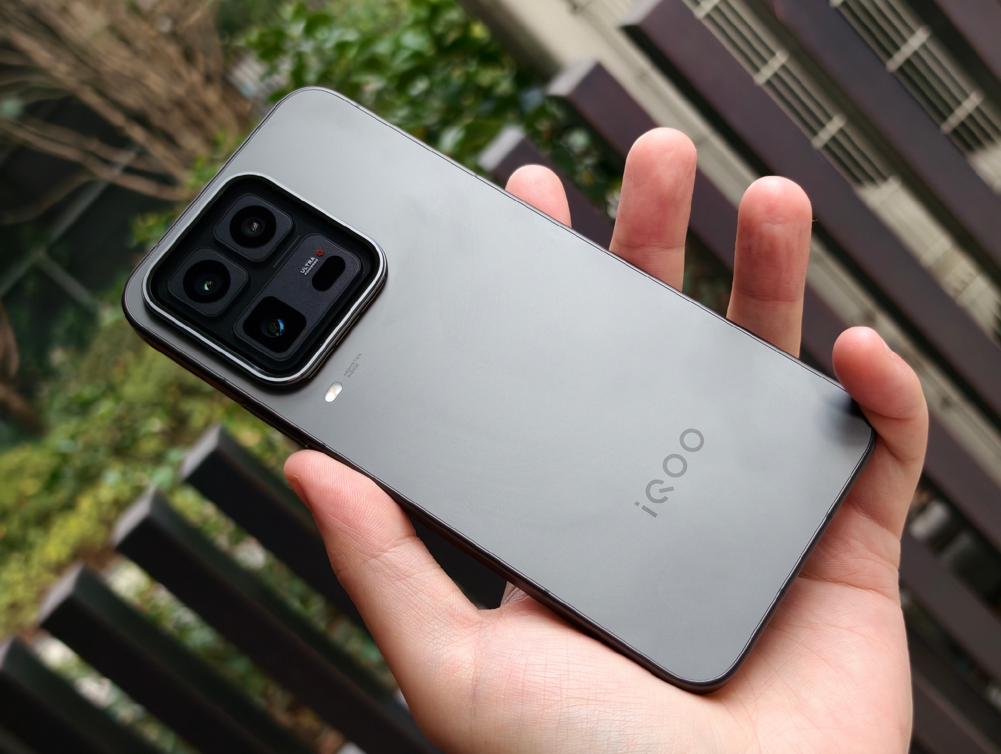 iQOO 16 Ultra рискует никогда не выйти: судьба Ultra-серии бренда
