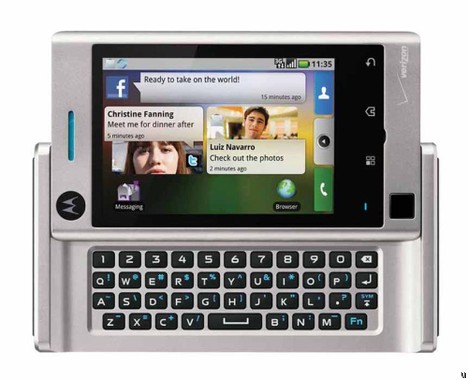 Распаковка и демонстрация Motorola Devour (видео)