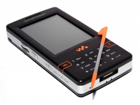 Сенсорный Sony Ericsson Walkman выйдет во втором полугодии