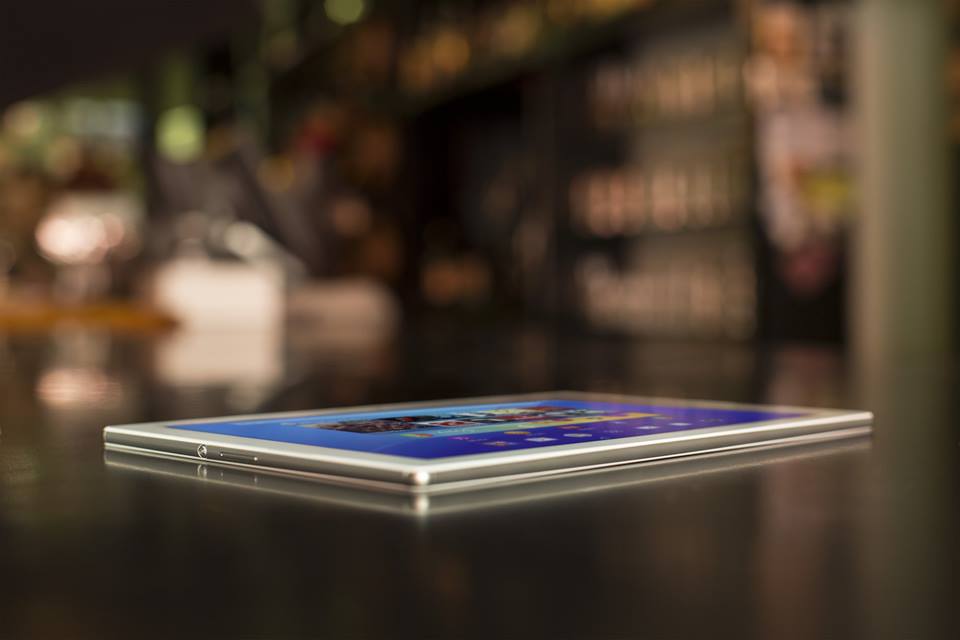 Sony Xperia Z4 Tablet       Snapdragon 810