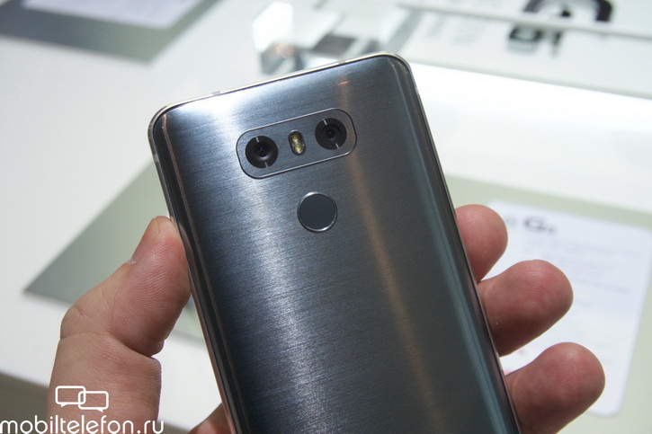   LG G6, Huawei P10  Sony Xperia XZ Premium