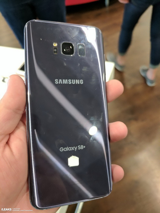 Samsung Galaxy S8:      -