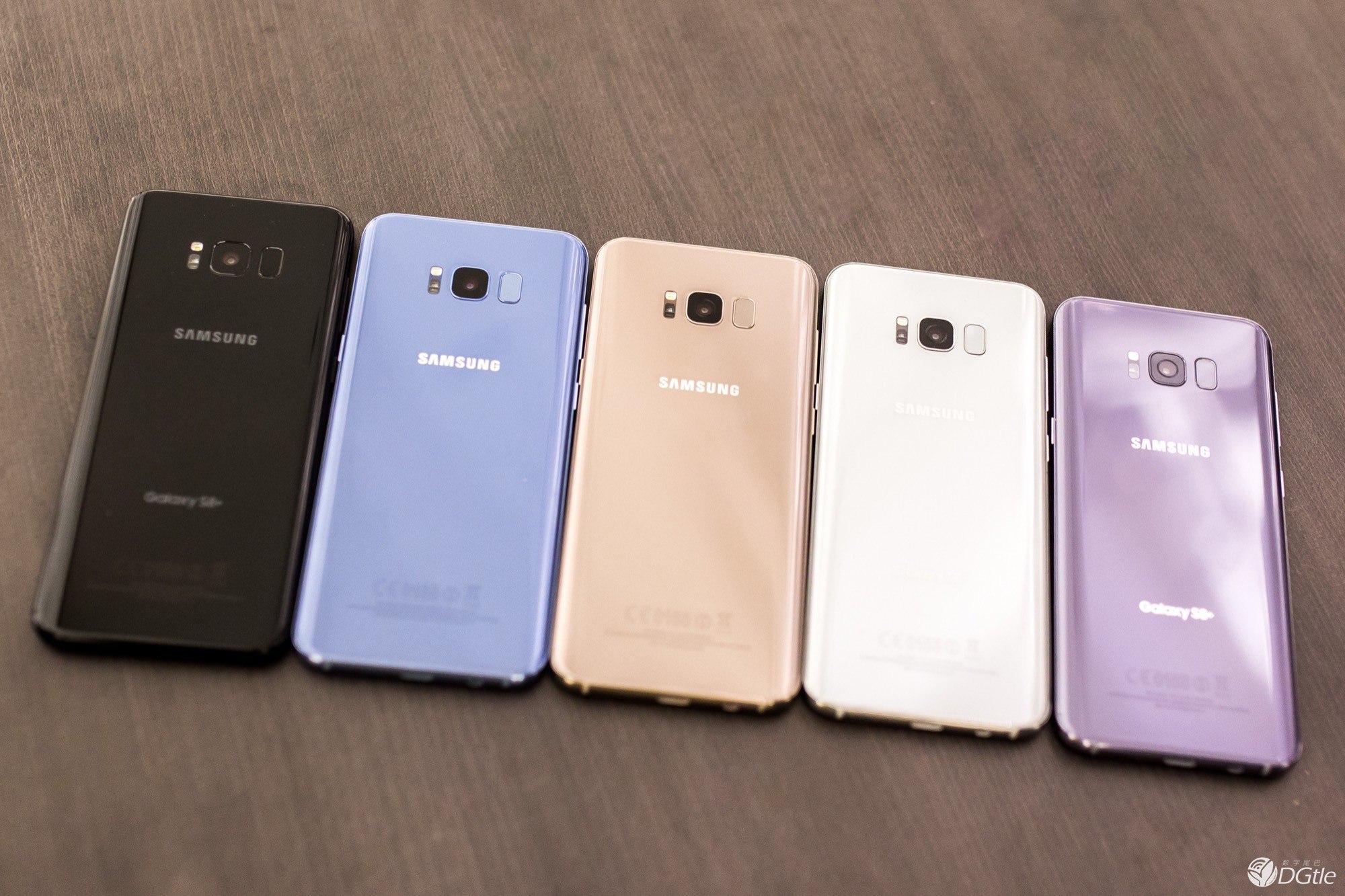 Живые фото Samsung Galaxy S8 в разных цветах