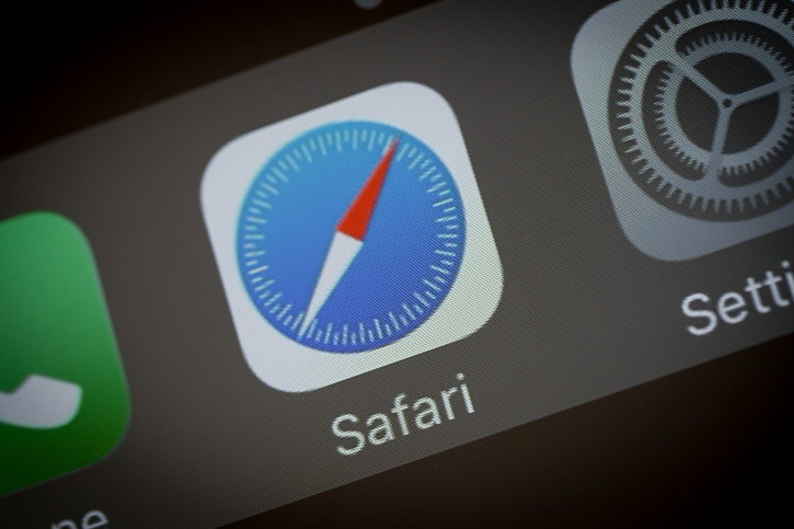   TOR:   Safari  