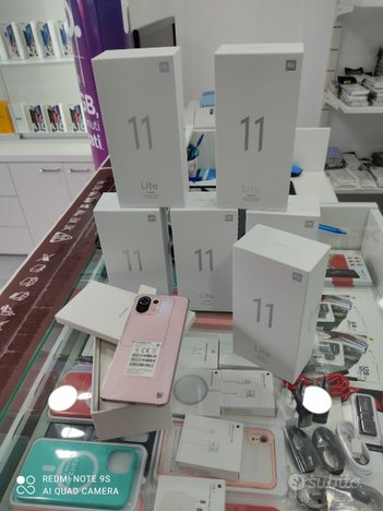  :     Xiaomi Mi 11 Lite  