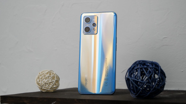  Realme 9 Pro+:     