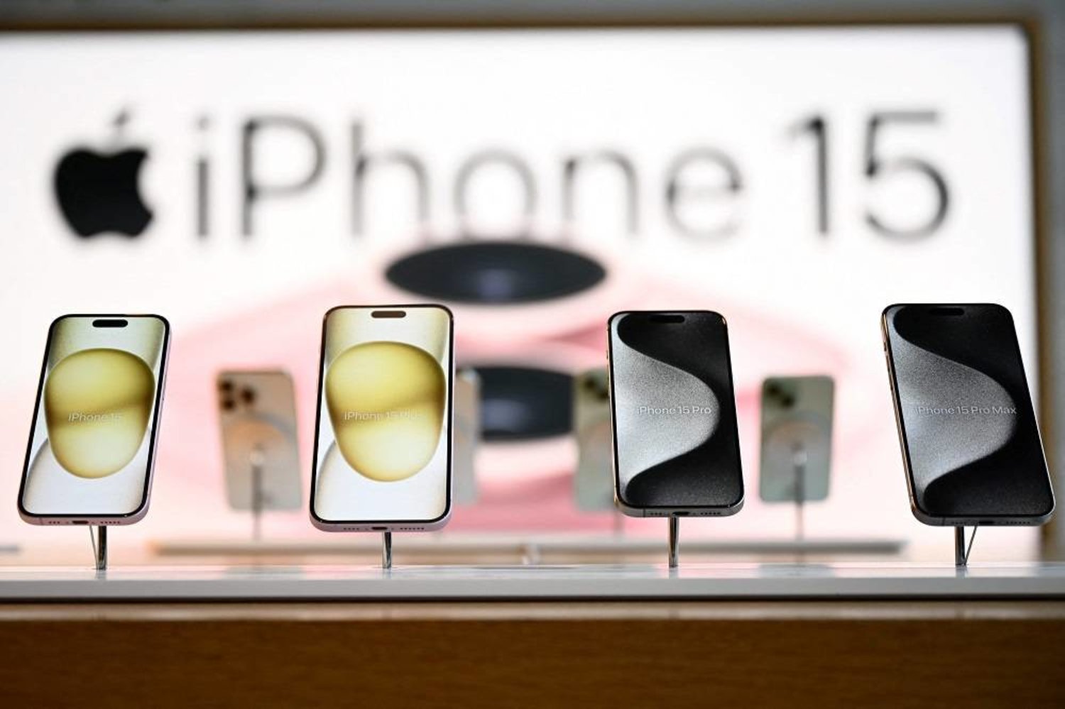 Где производят серию iPhone 15? 4 подрядчика и разбивка по объёмам