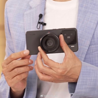  Xiaomi 15      MWC 2025