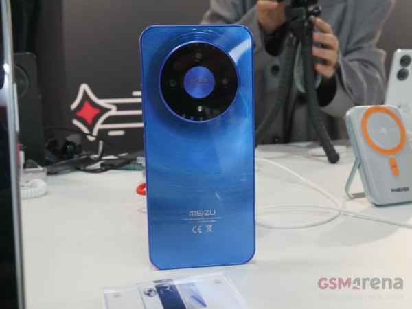   Meizu 22-    MWC 2025