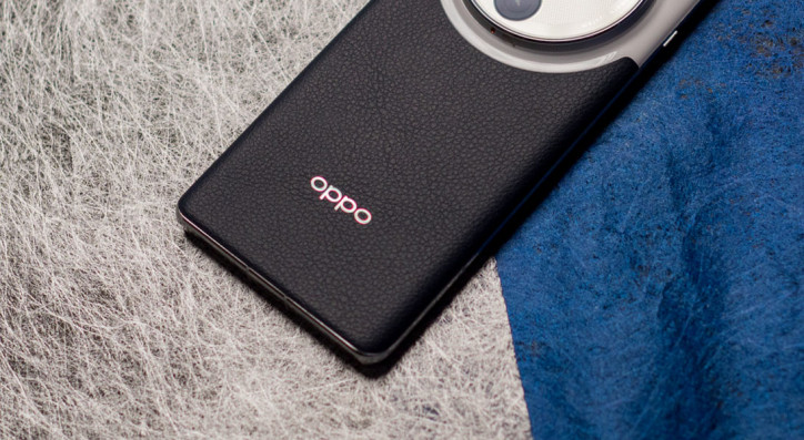   OPPO Find X8 Ultra    