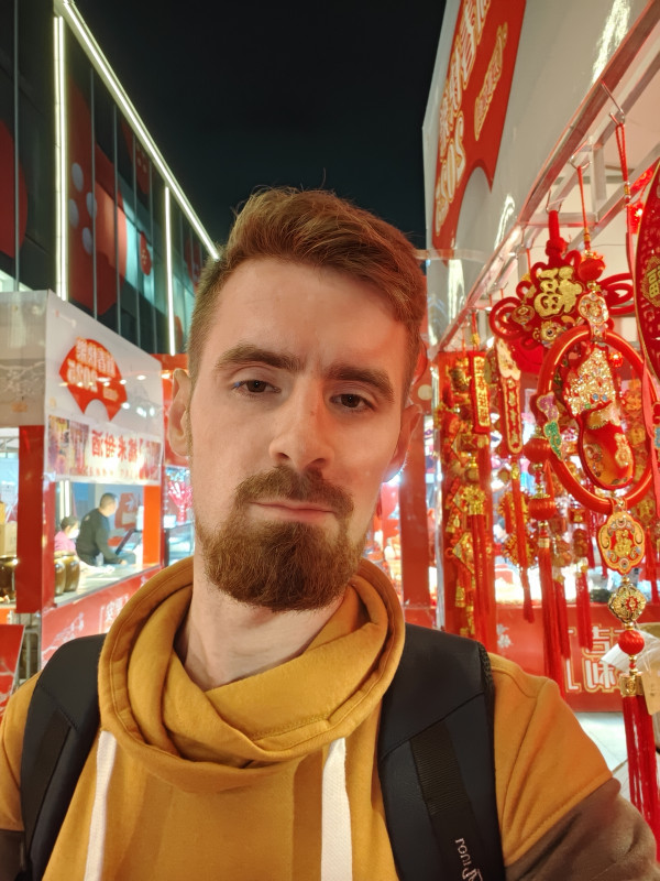  OnePlus Ace 5 Pro:  +   Elite!