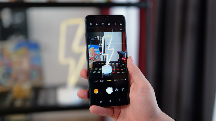  Tecno Spark 30 Bumblebee:    !