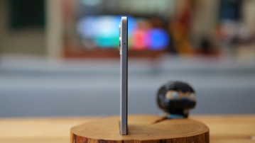  Tecno Spark Go 1:  