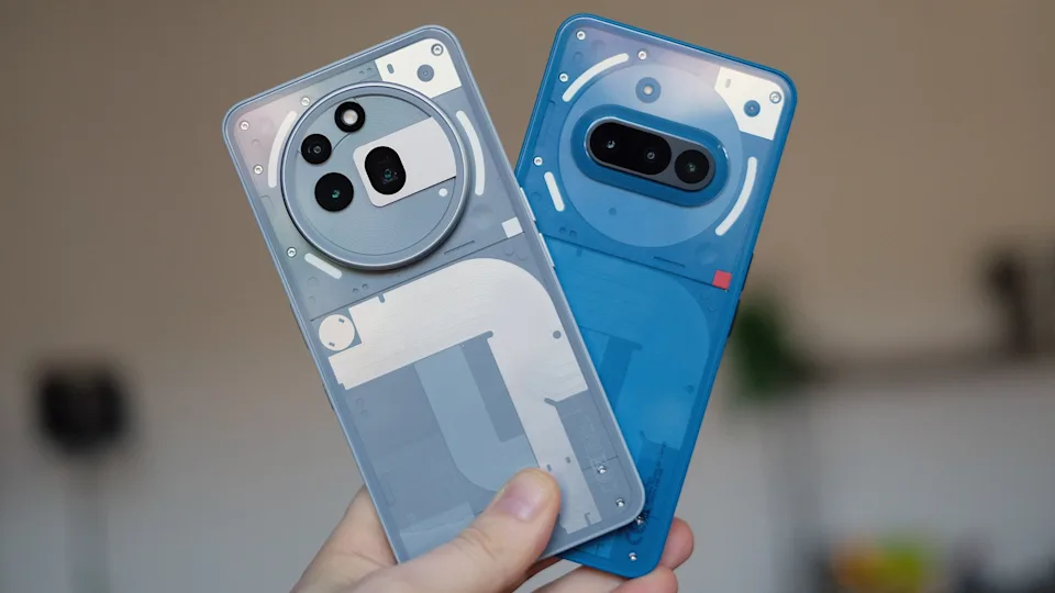 Nothing   ,  UFS 2.2  Phone (3a)