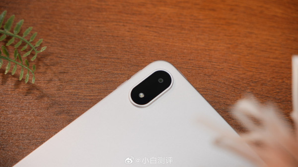 OPPO Pad 4 Pro уже красуется на студийных фото: первый взгляд