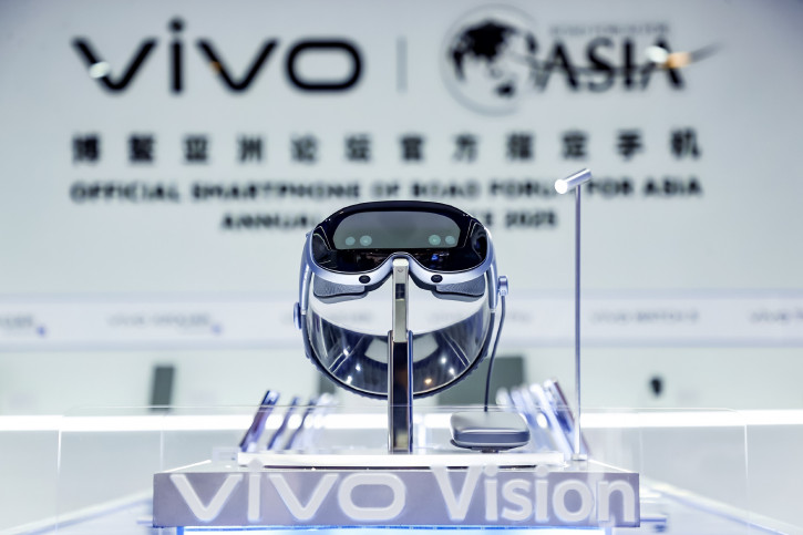 Vivo Vision      :  ?