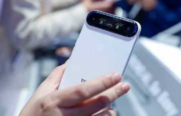 Цельнокерамический тонкофон Tecno Slim 2 представлен на MWC 2026