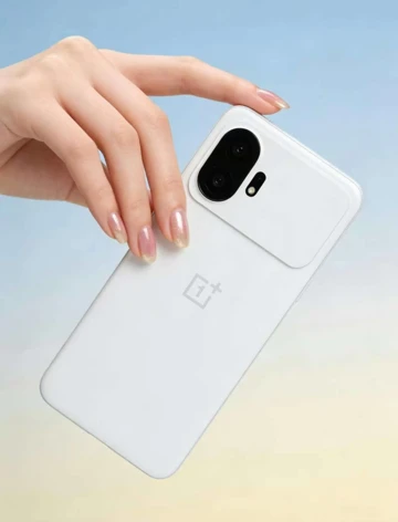 Глава OnePlus назвал 10 преимуществ компактного OnePlus 15T