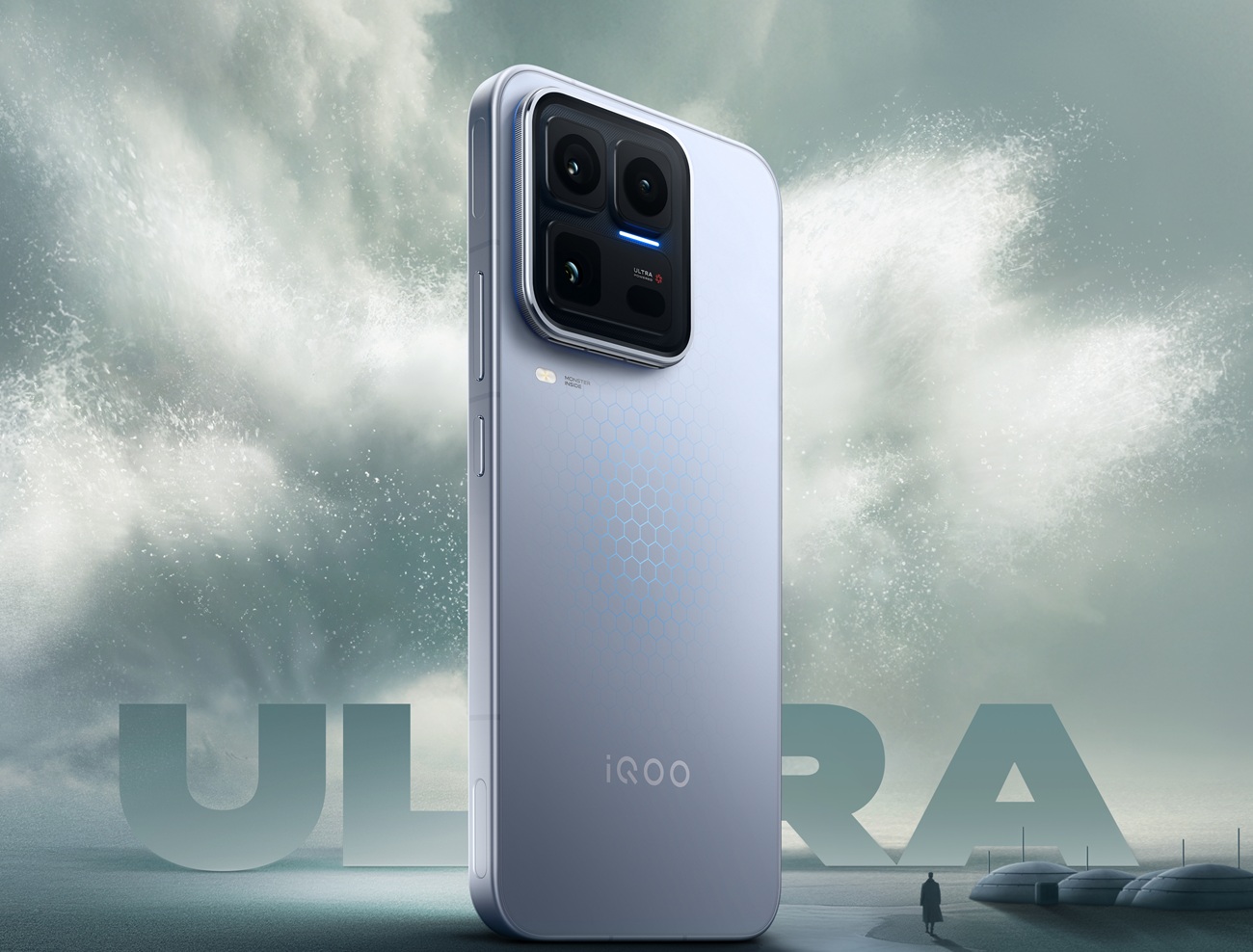 Получит ли iQOO 15 Ultra глобальную версию? Есть ответ!