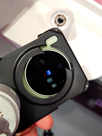 Vivo X300 Max? Не совсем! На MWC 2026 засветился Vivo X300s