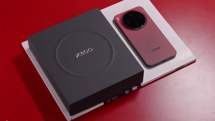 Обзор Vivo X300: главный компакт 2026 года