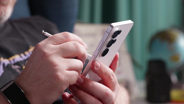 Обзор Samsung Galaxy S26 Ultra: он убивает ваши глаза