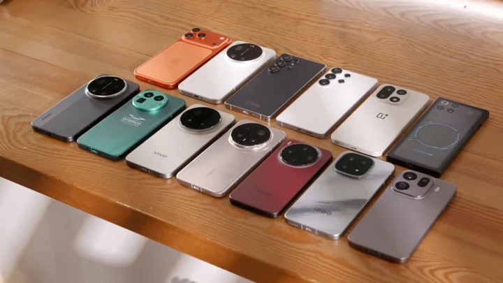 ВИДЕО: почему Лысый ушёл с Samsung на OnePlus 15