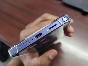 Владелец Samsung Galaxy S26 Ultra столкнулся со слезающей краской