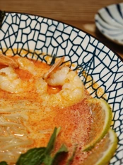 Обзор OPPO Find X9 Pro: как я пытался перейти с Find X8 Ultra