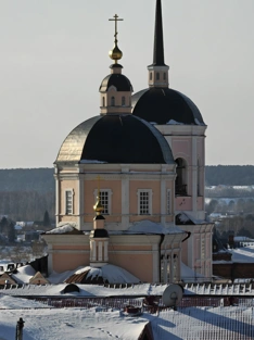 Обзор OPPO Find X9 Pro: как я пытался перейти с Find X8 Ultra