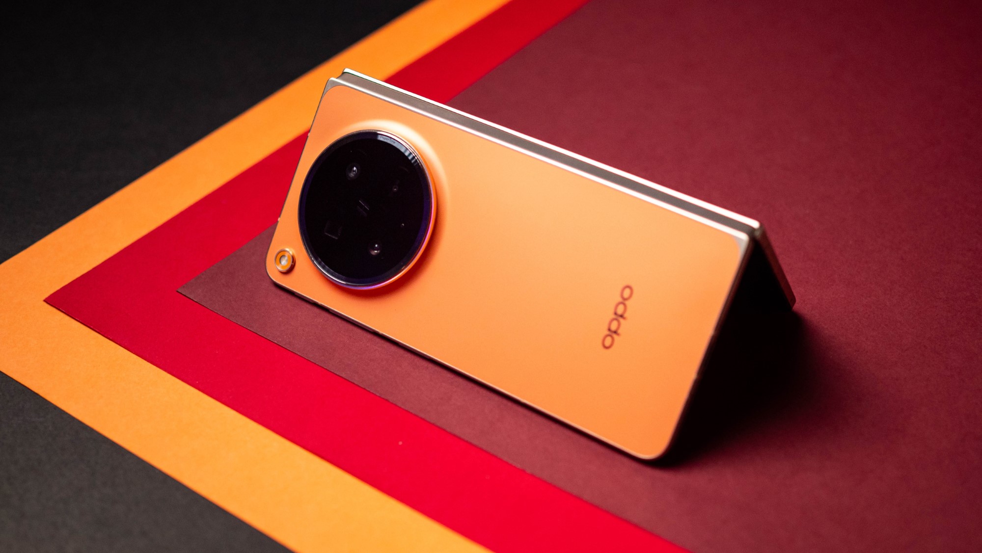 Новейший OPPO Find N6 подешевел на 10 000 рублей в рамках акции