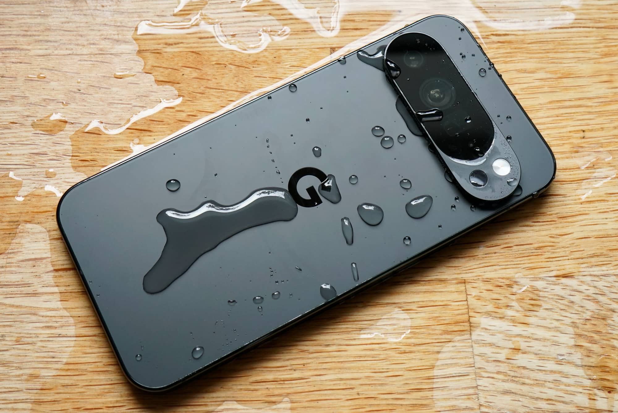 Новая реклама Google Pixel 10 пугает и обманывает пользователей