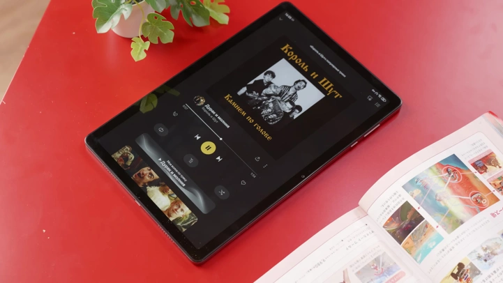 Обзор Honor Pad X8b: металлический планшет за копейки