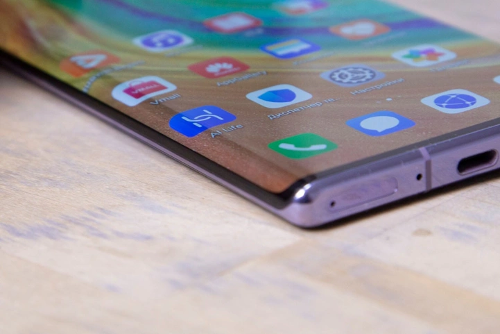 Apple уже тестирует юбилейный iPhone к 20-летию серии