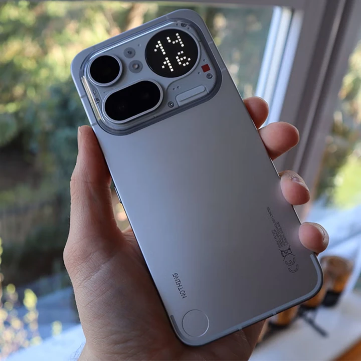 Первые покупатели Nothing Phone (4a) Pro начали сообщать о проблемах