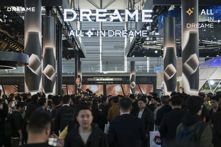 Dreame стала мировым лидером в продажах премиальных роботов-пылесосов