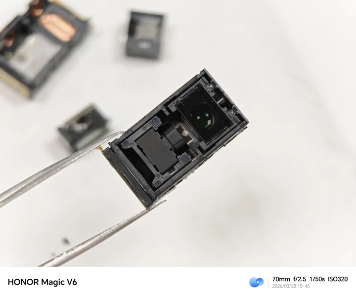 Перископ Xiaomi 17 Ultra разобрали на видео: как он устроен?