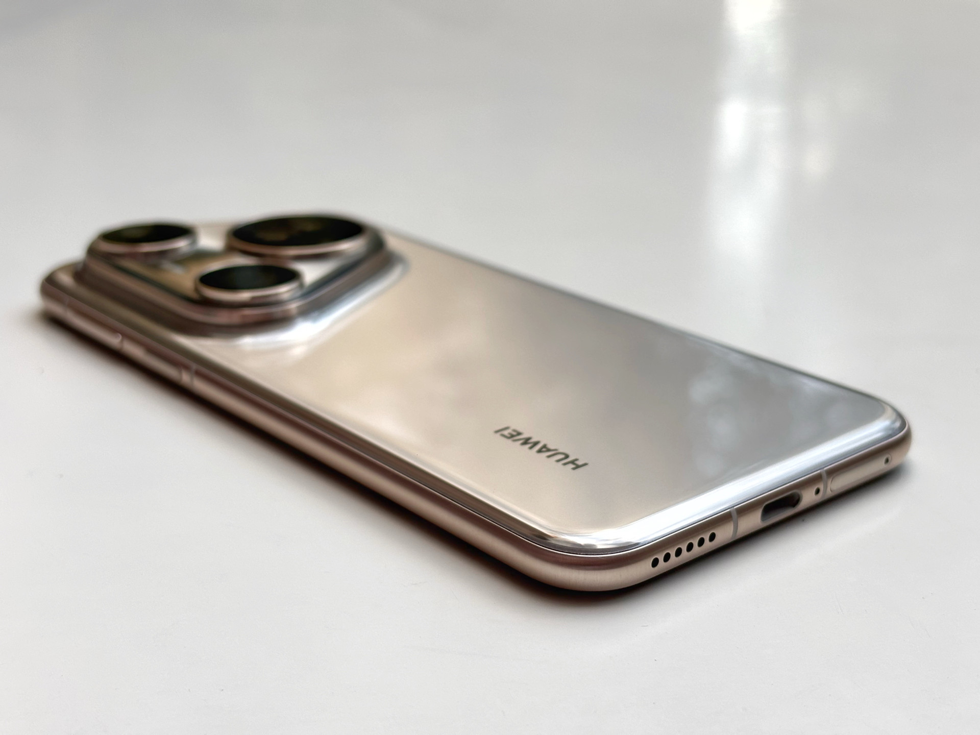 Huawei планирует омрачить презентацию OPPO Find X9 Ultra?