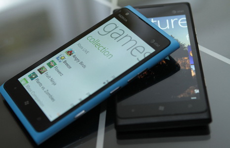  Nokia Lumia 900