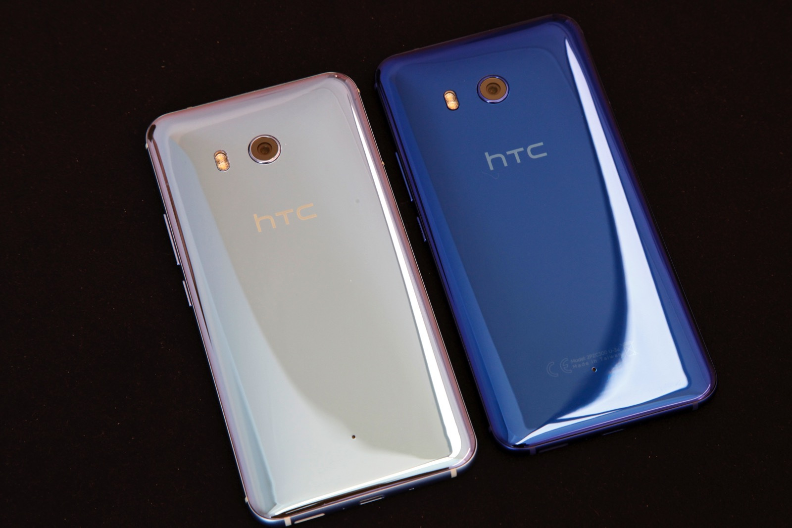 Живые фото и видео HTC U11 во всех возможных цветах