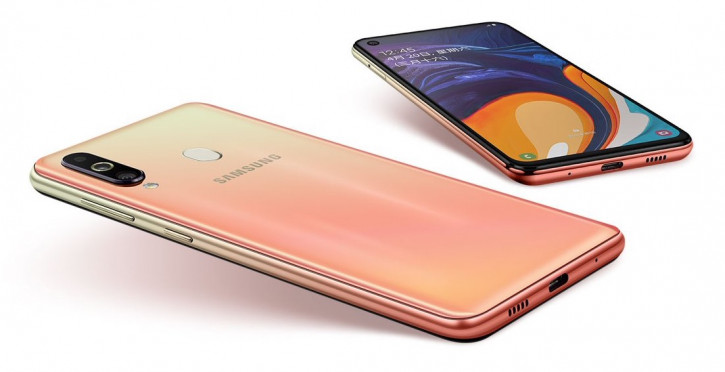 Рендеры Samsung Galaxy M40 с «дыркой» в экране в трех цветах