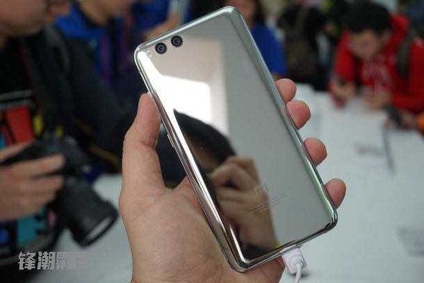 Штучную версию Xiaomi Mi 6 и прототип Mi 7 продают за огромные деньги