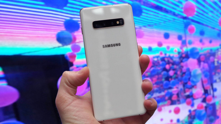 Samsung Galaxy S10    20 000     