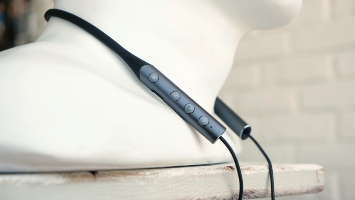  Vivo Wireless Sport Earphones: LDAC  
